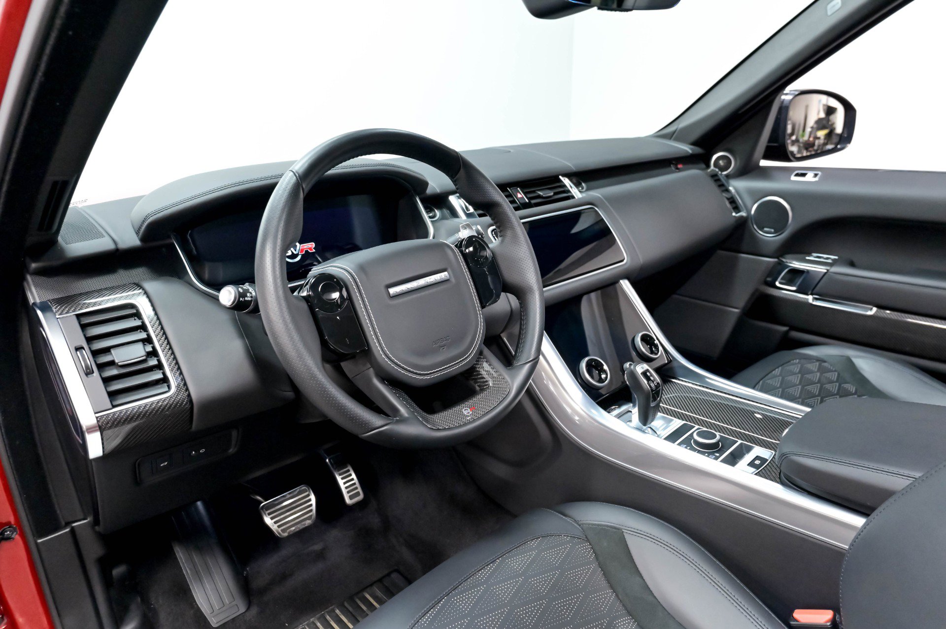 Used 2022 Land Rover Range Rover Sport SVR Carbon Edition AWD/4WD image 9