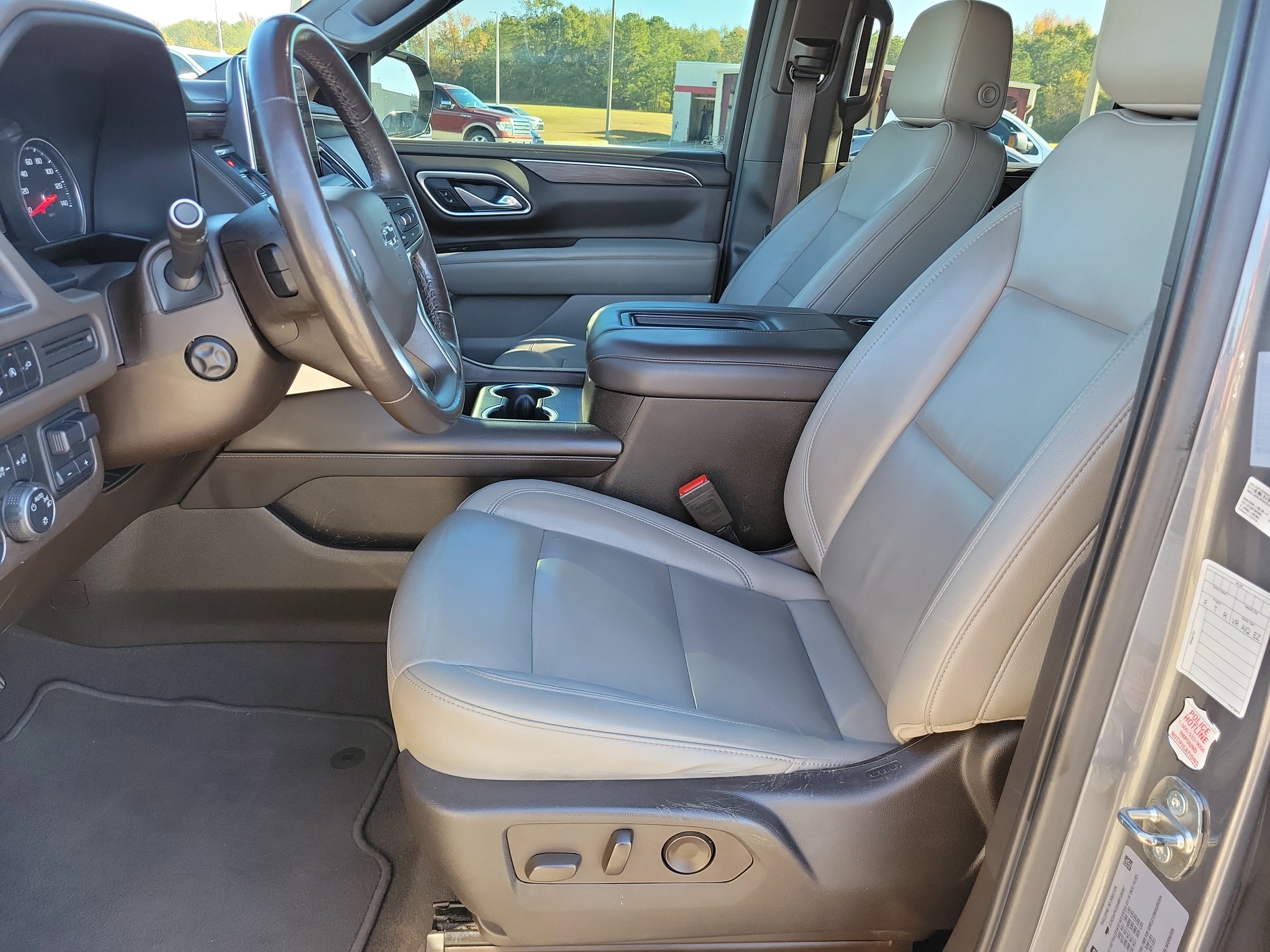 Used 2021 Chevrolet Tahoe Z71 w/ Z71 Off-Road Package image 14