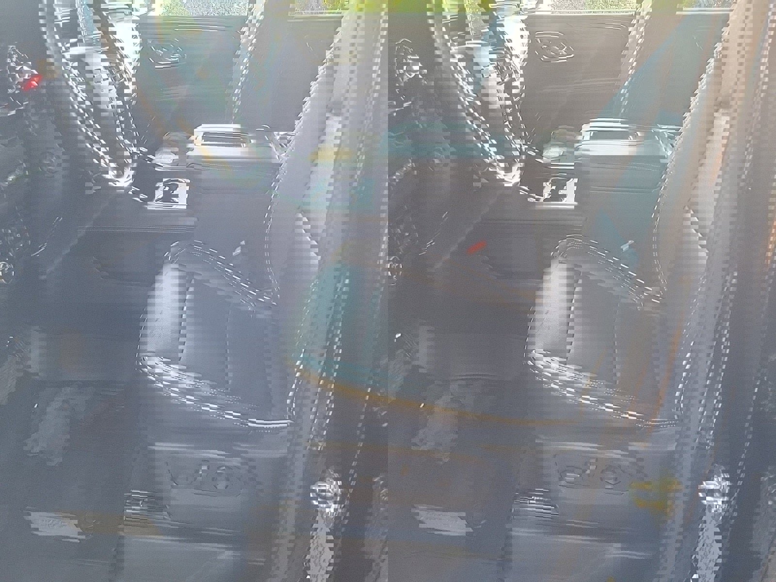 Used 2021 Chevrolet Tahoe Premier w/ Premium Package image 35