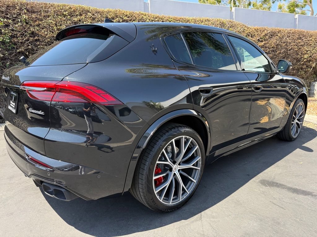 New 2026 Maserati Grecale Modena AWD/4WD image 3