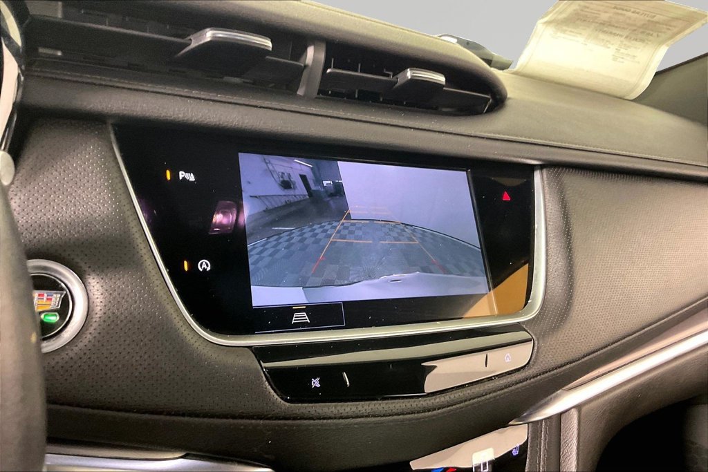 Certified 2022 Cadillac XT5 Luxury FWD image 13