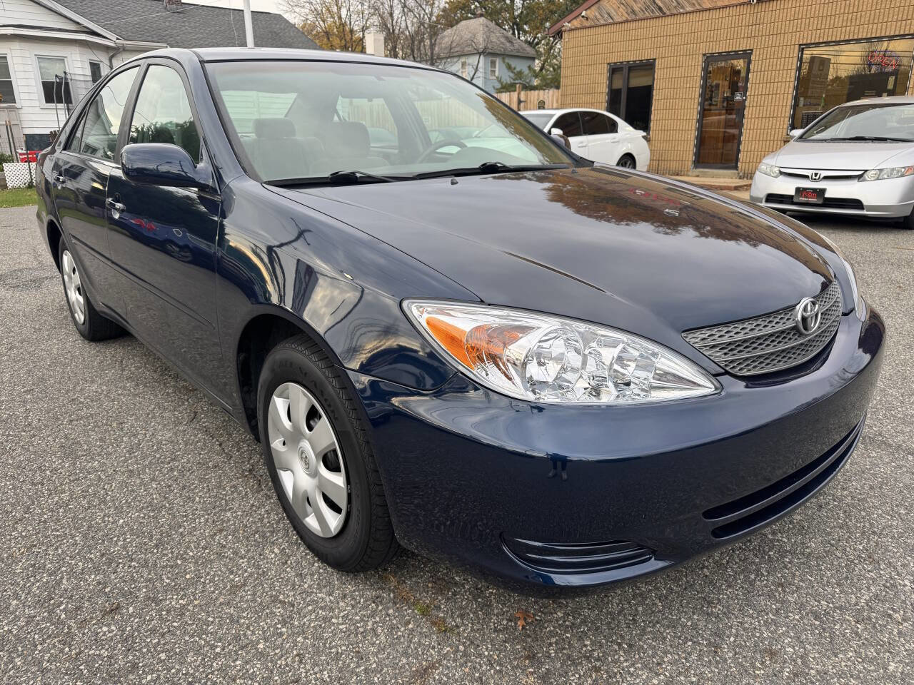 Used 2004 Toyota Camry LE