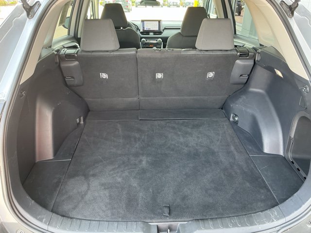 Used 2025 Toyota RAV4 XLE AWD/4WD image 15
