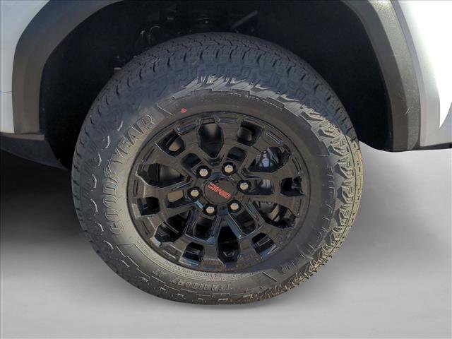 New 2026 GMC Canyon Elevation w/ Convenience Package image 16