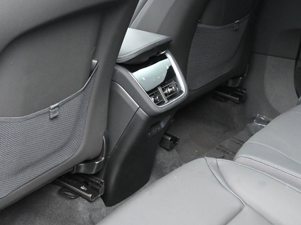 New 2025 Volvo EX90 Ultra image 17