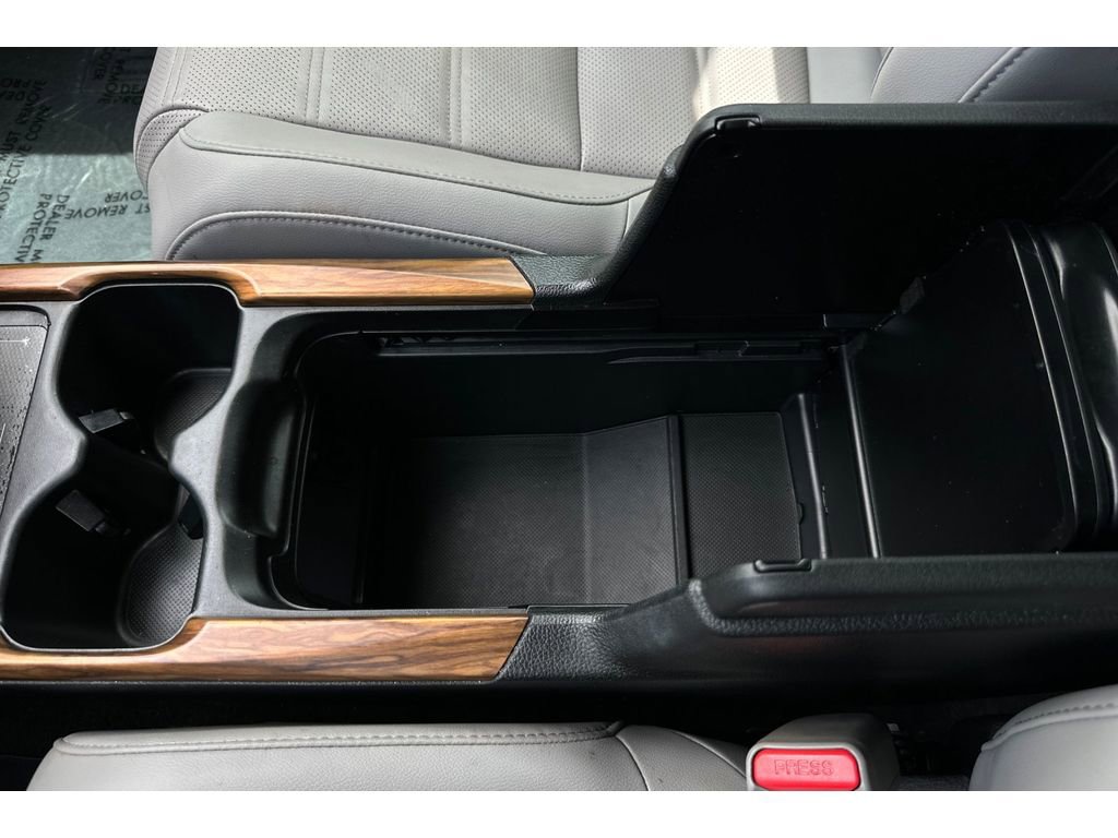 Used 2022 Honda CR-V Touring image 32