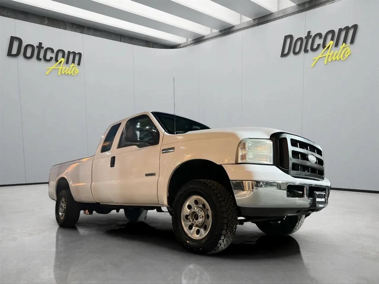 Used 2006 Ford F350 XLT AWD/4WD image 16