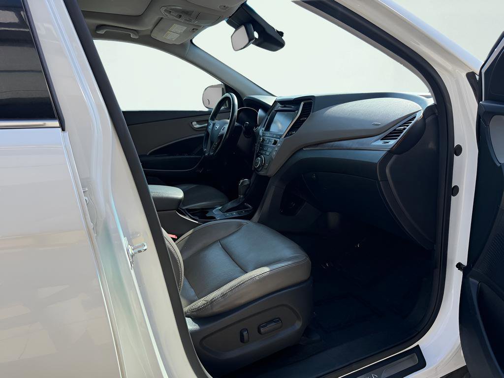 Used 2017 Hyundai Santa Fe Limited AWD/4WD image 36