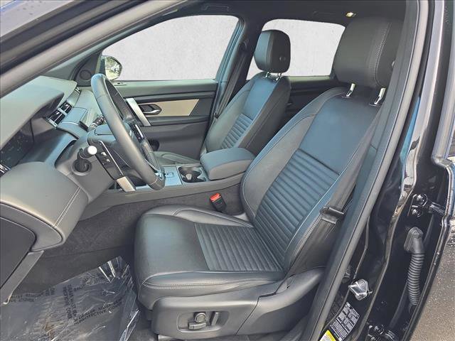 Used 2024 Land Rover Discovery Sport Dynamic SE image 15