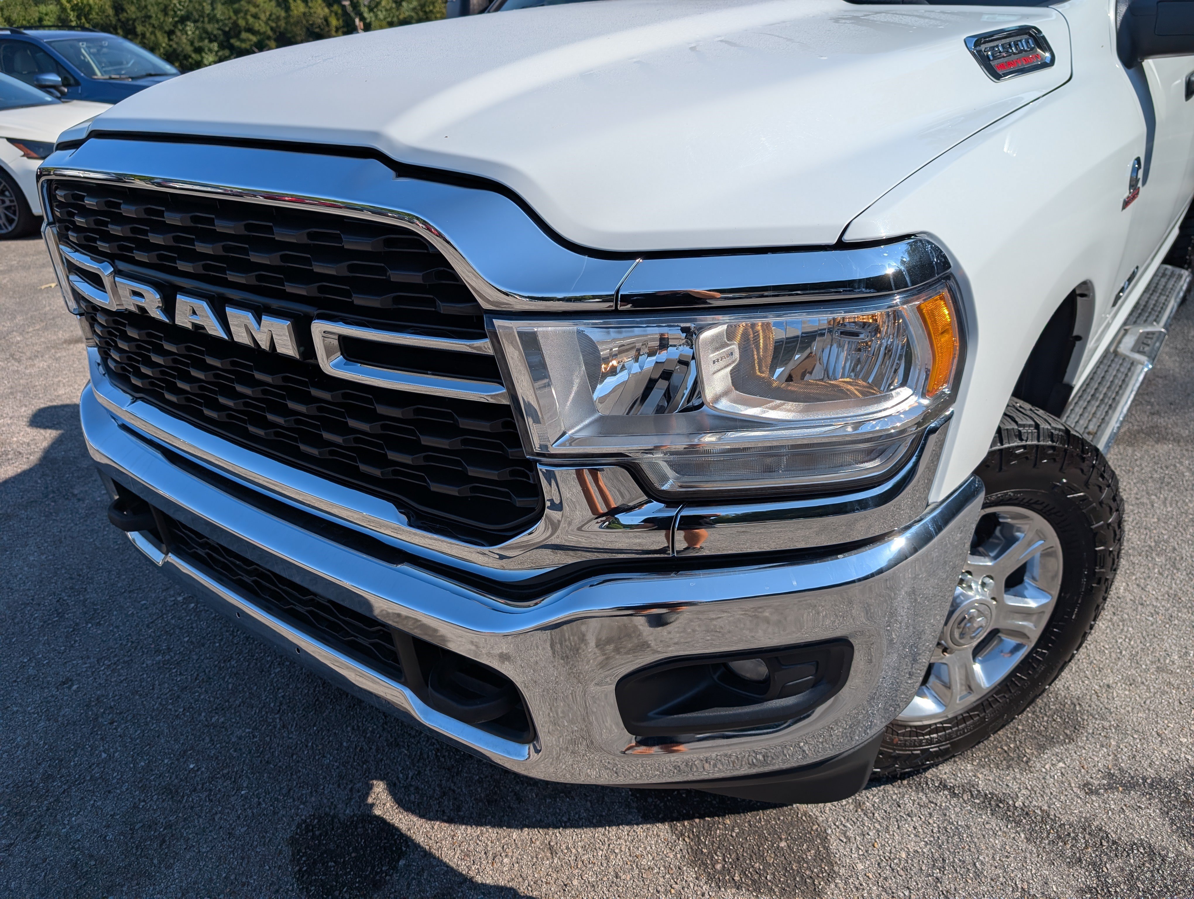 Used 2024 RAM 2500 Big Horn AWD/4WD image 13