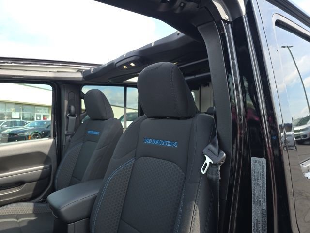 Used 2025 Jeep Wrangler Unlimited Rubicon 4xe w/ Safety Group image 22