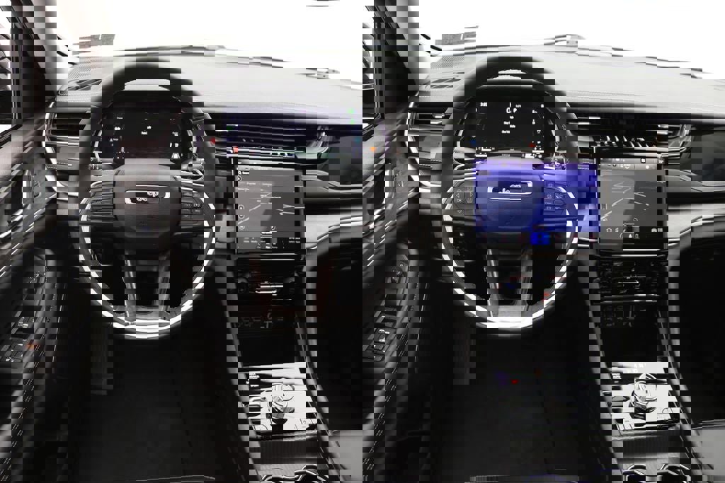 Used 2024 Jeep Grand Cherokee Limited 4xe image 13