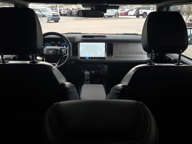 Used 2025 Ford Bronco Outer Banks image 12