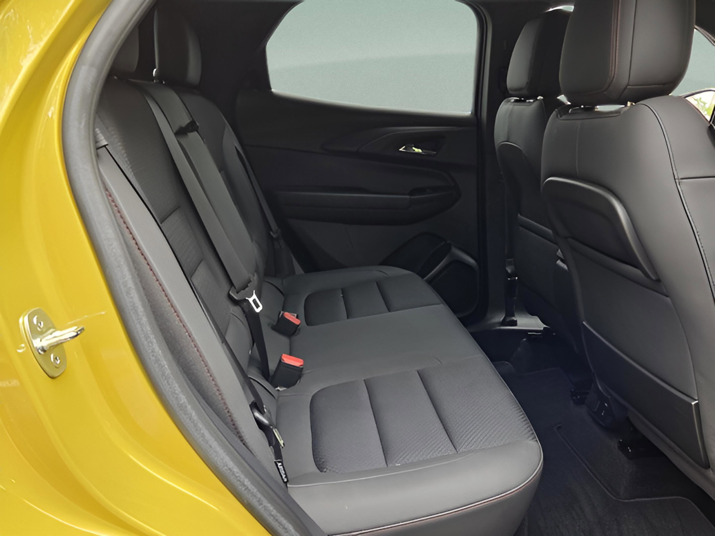 Used 2023 Chevrolet TrailBlazer RS w/ Convenience Package FWD image 14