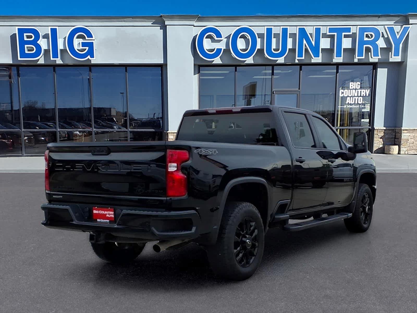 Used 2025 Chevrolet Silverado 2500 Custom w/ Custom Value Package AWD/4WD image 7