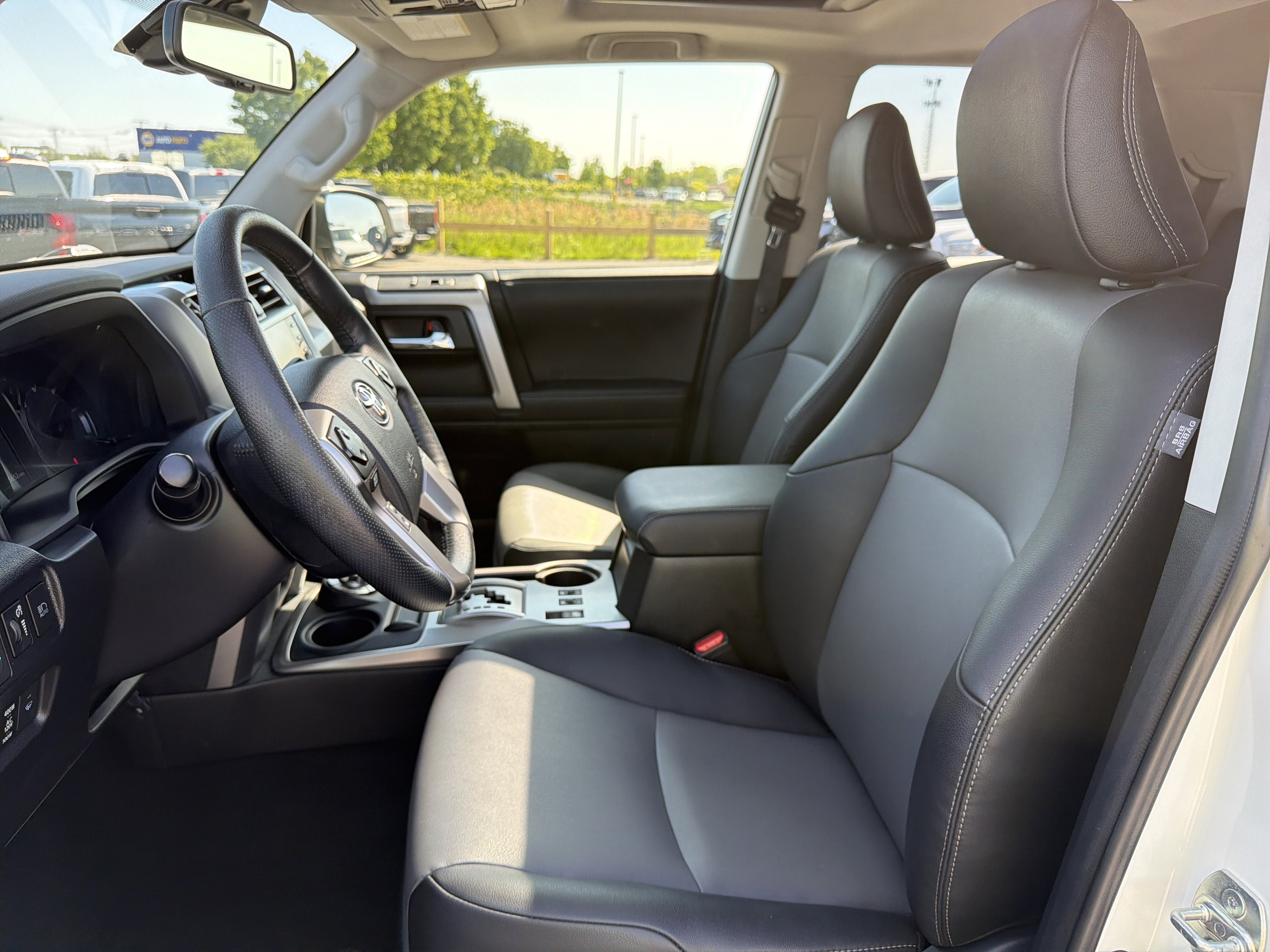 Used 2023 Toyota 4Runner SR5 Premium w/ Moonroof Package AWD/4WD image 10