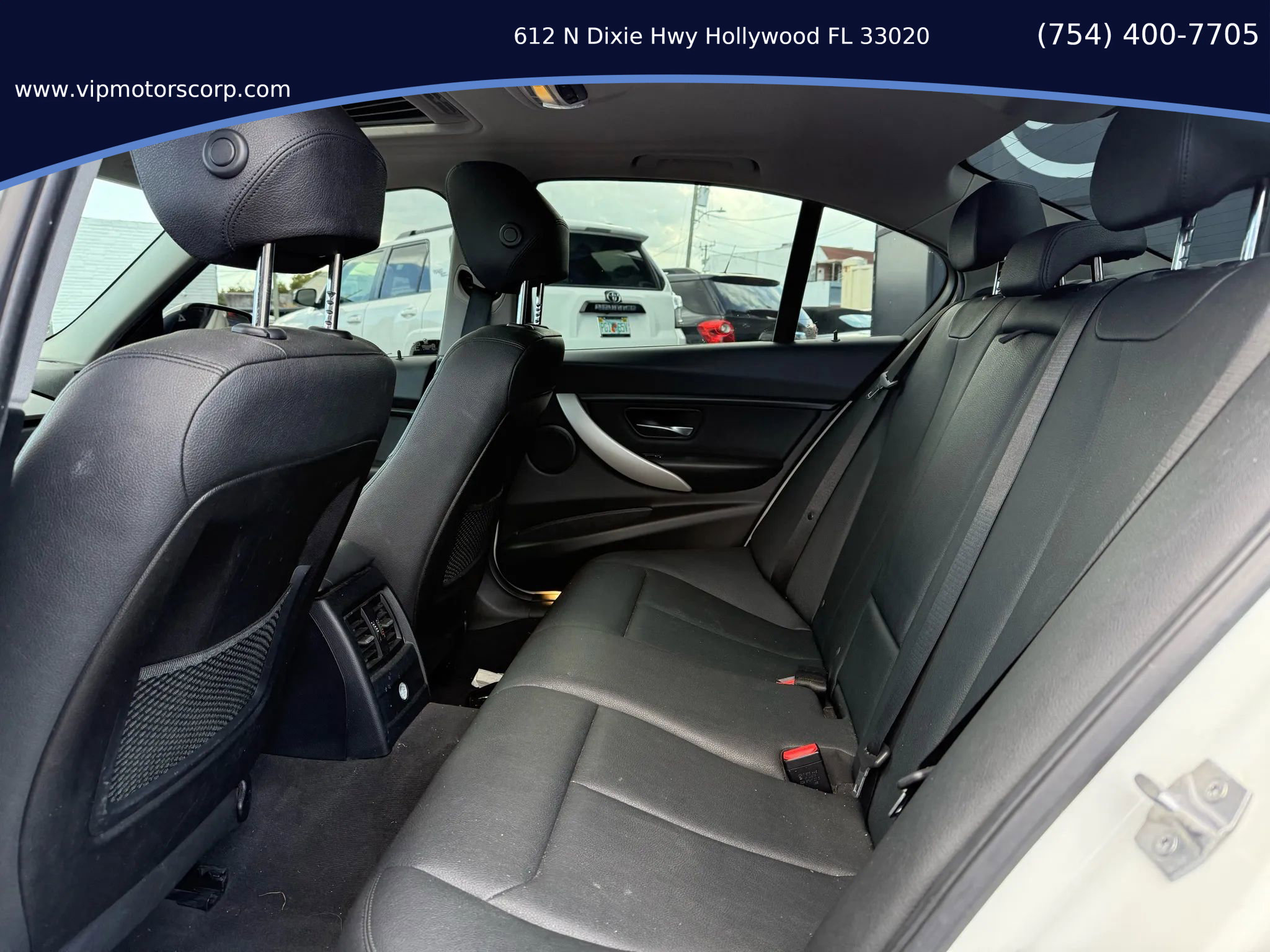 Used 2018 BMW 320i xDrive Sedan image 11