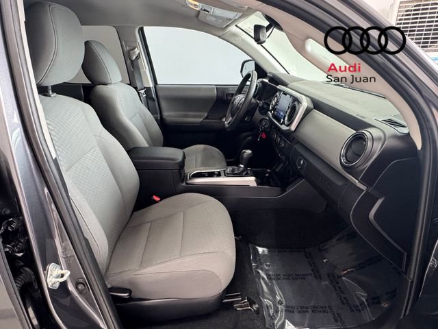 Used 2020 Toyota Tacoma SR5 RWD image 28