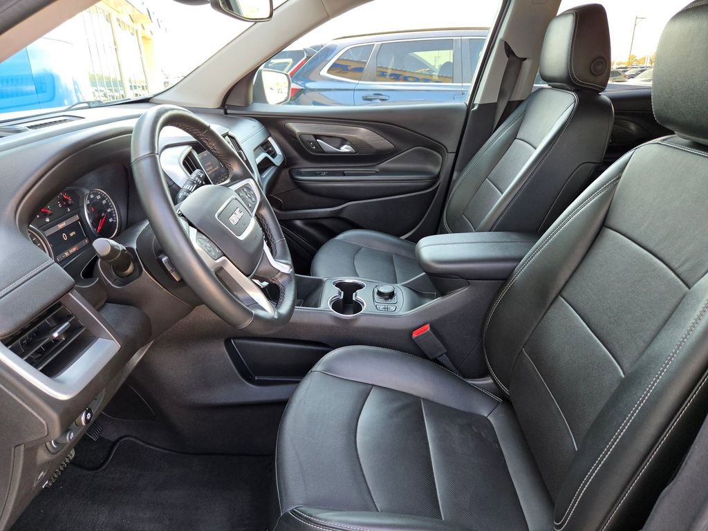 Used 2024 GMC Terrain SLT image 9