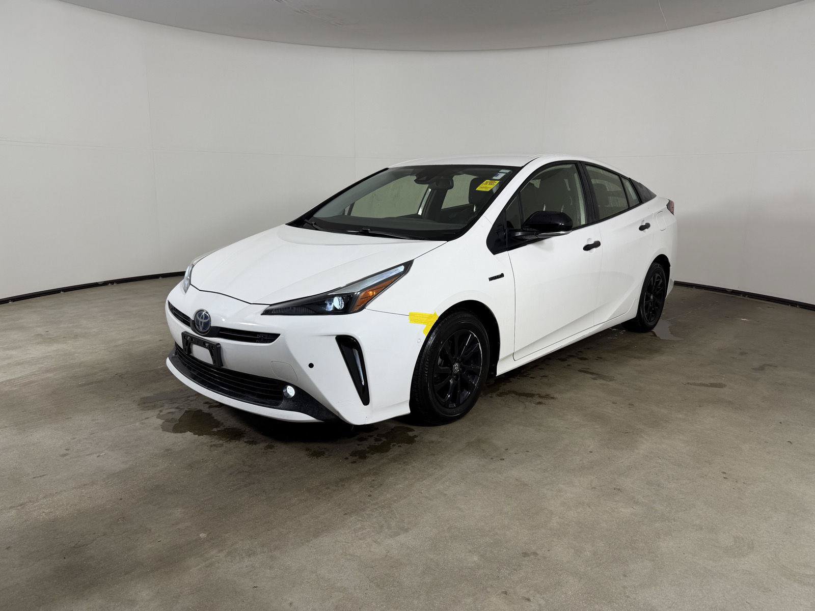 Used 2022 Toyota Prius AWD image 12