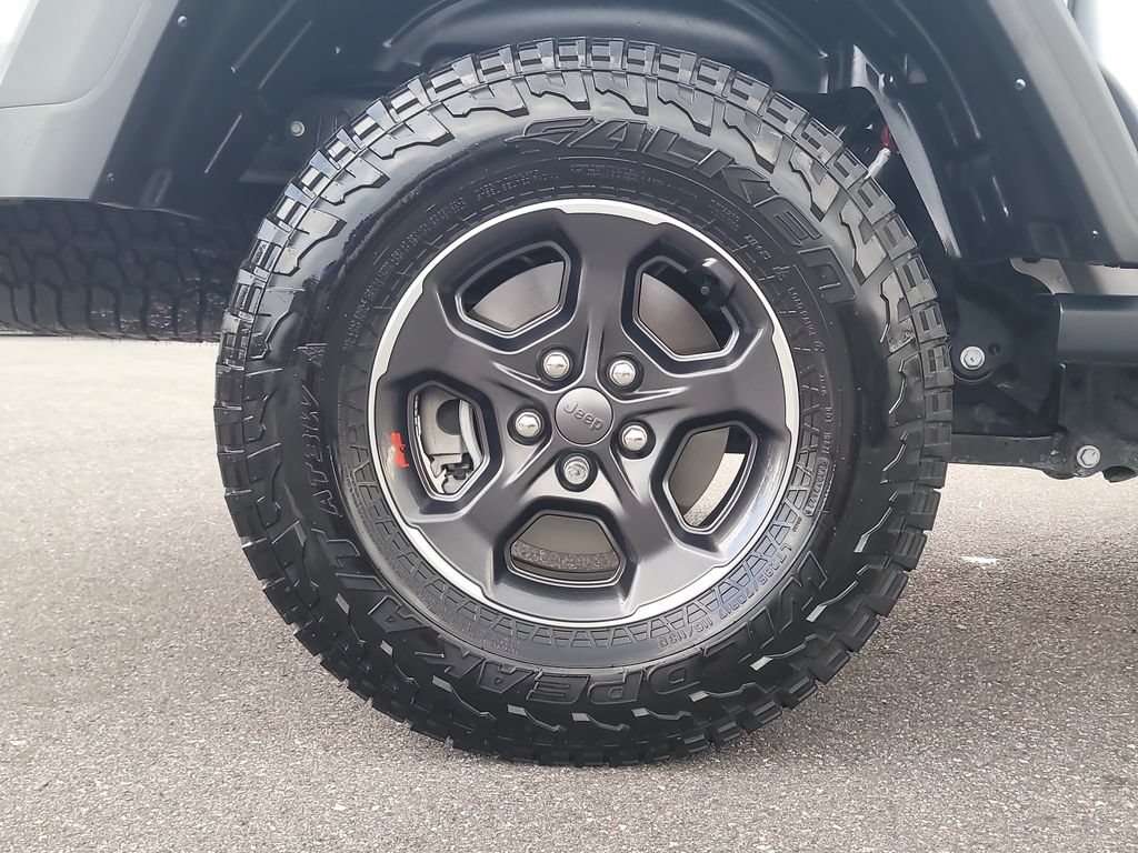 Used 2023 Jeep Gladiator Rubicon AWD/4WD image 6