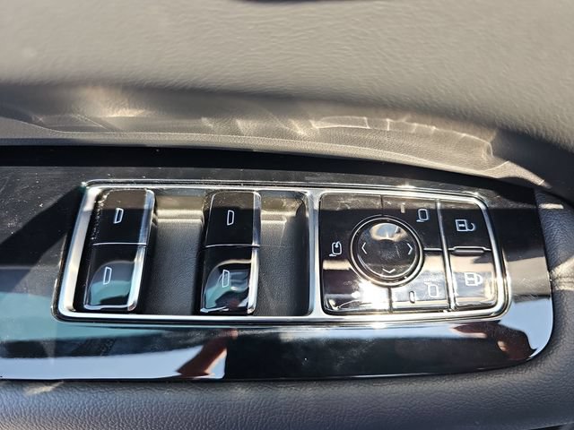 Used 2026 Cadillac Escalade IQ Sport 1 w/ LPO, ONYX Package AWD/4WD image 31