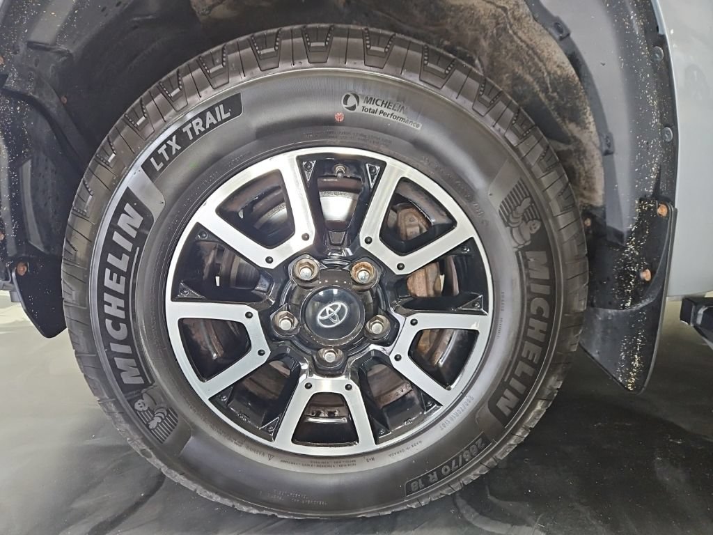Used 2020 Toyota Tundra SR5 AWD/4WD image 21