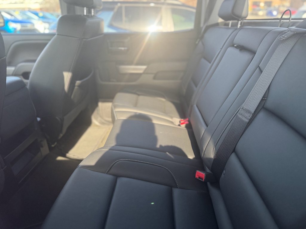 Used 2018 Chevrolet Silverado 1500 LT w/ All Star Edition image 9