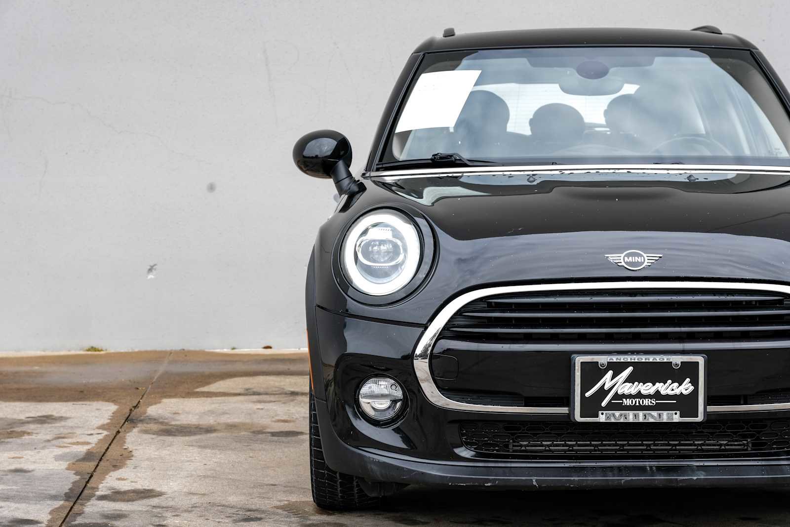 Used 2019 MINI Cooper 4-Door Hardtop image 48
