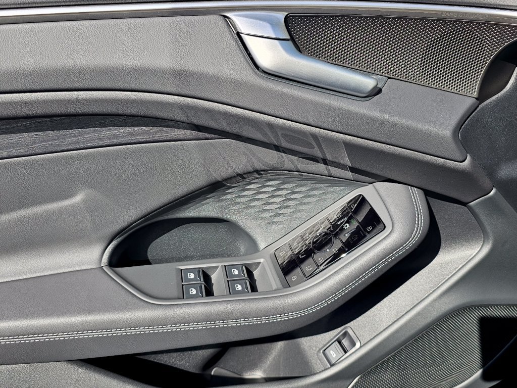 New 2026 Audi A6 Premium Plus AWD/4WD image 10