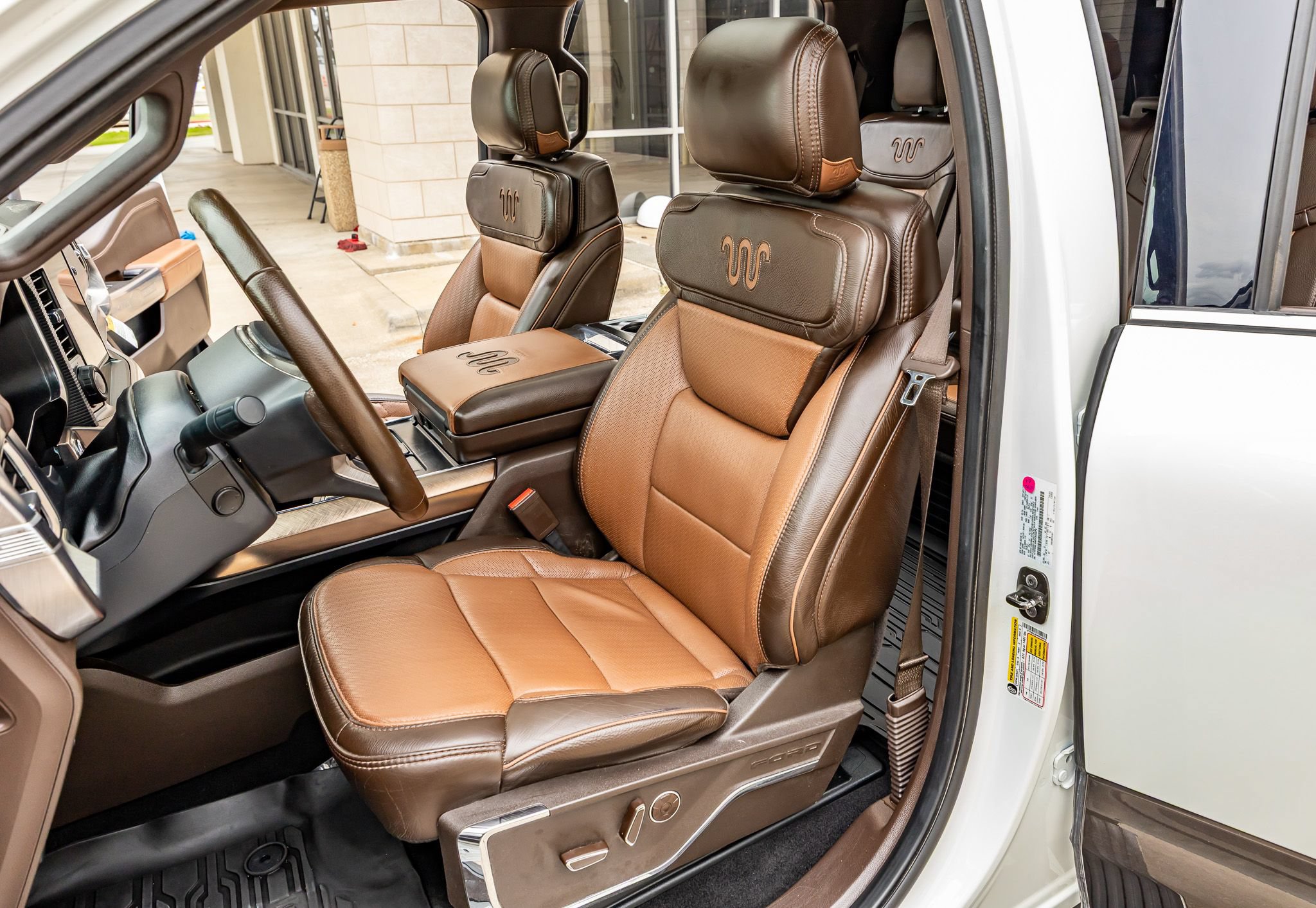 Used 2024 Ford F150 King Ranch w/ FX4 Off-Road Package AWD/4WD image 31