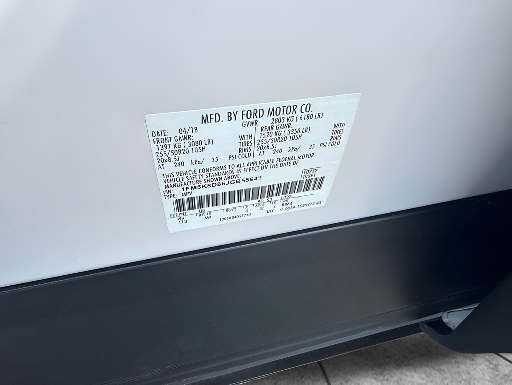 Used 2018 Ford Explorer XLT w/ Equipment Group 202A AWD/4WD image 38