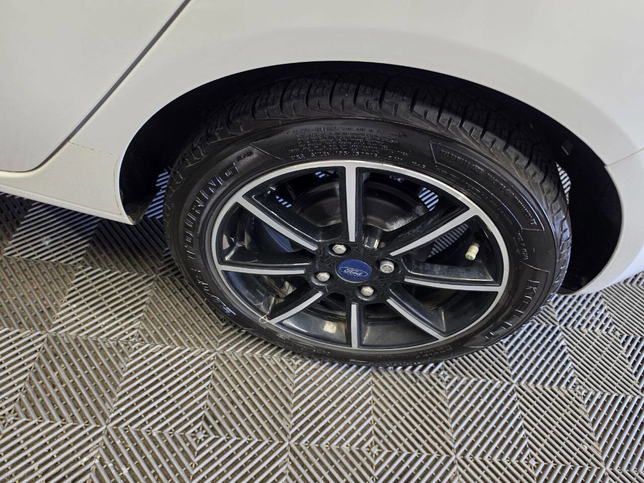Used 2018 Ford Fiesta SE FWD image 31