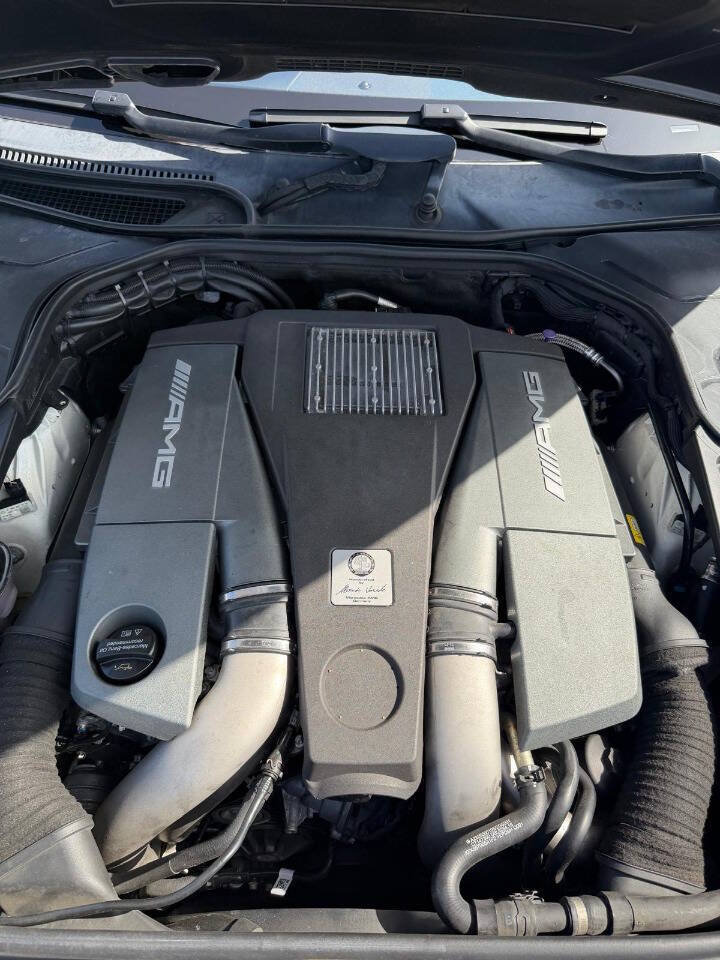 Used 2015 Mercedes-Benz S 63 AMG 4MATIC Coupe w/ Driver Assistance Package image 42