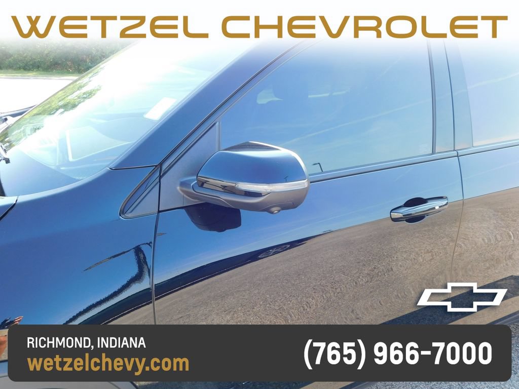 Used 2025 Chevrolet Traverse Z71 w/ Driver Confidence Package AWD/4WD image 11