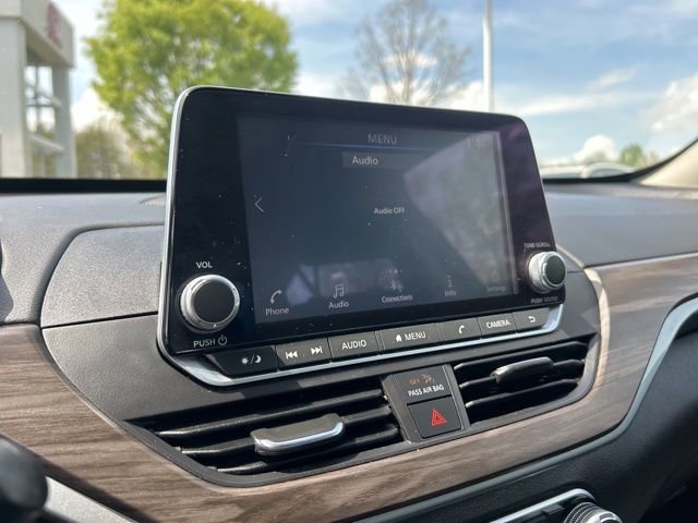 Used 2024 Nissan Altima 2.5 SV image 22