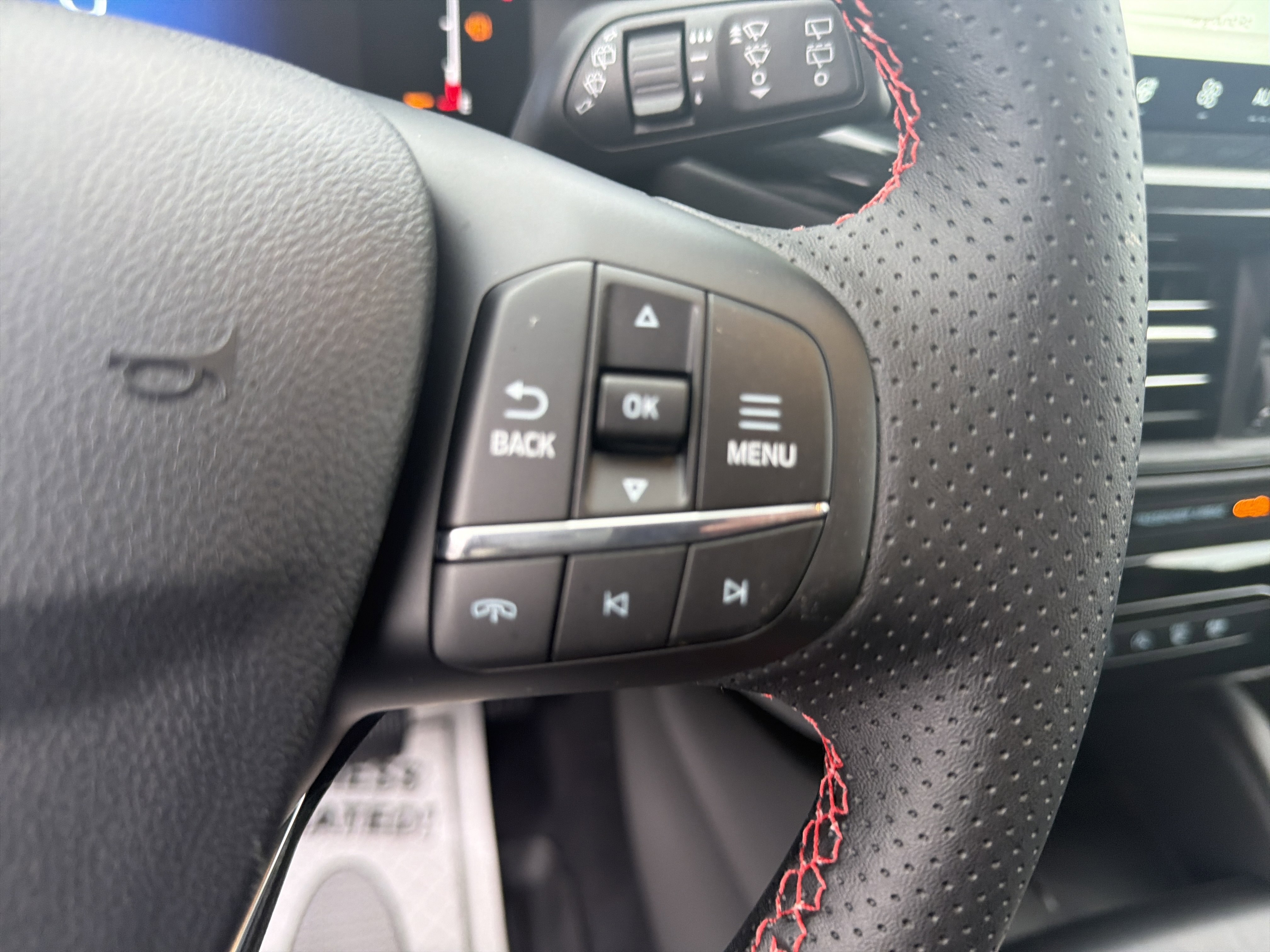 New 2026 Ford Escape ST-Line w/ Tech Pack #1 image 19