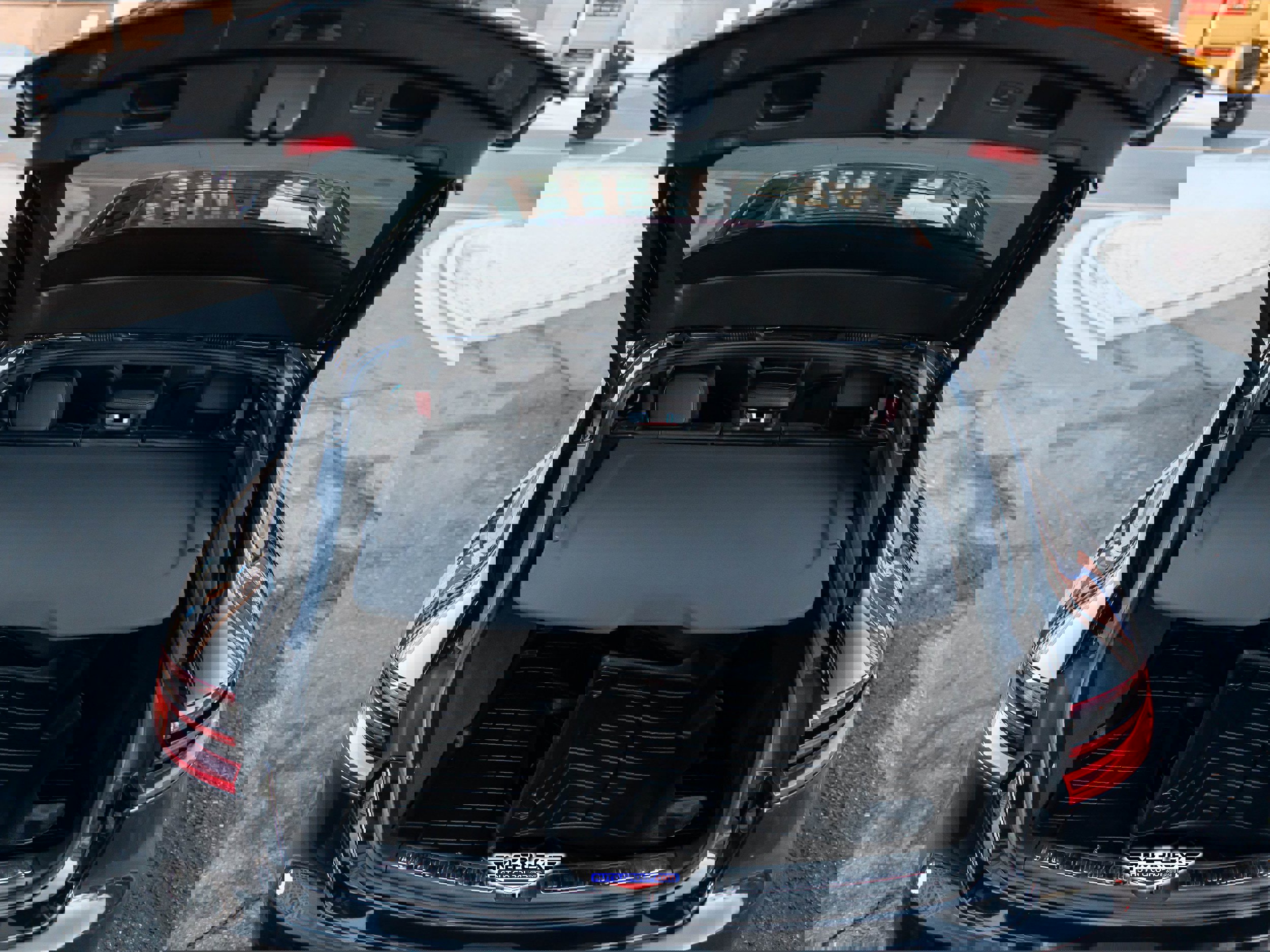 Used 2018 Porsche Macan Sport Edition image 47