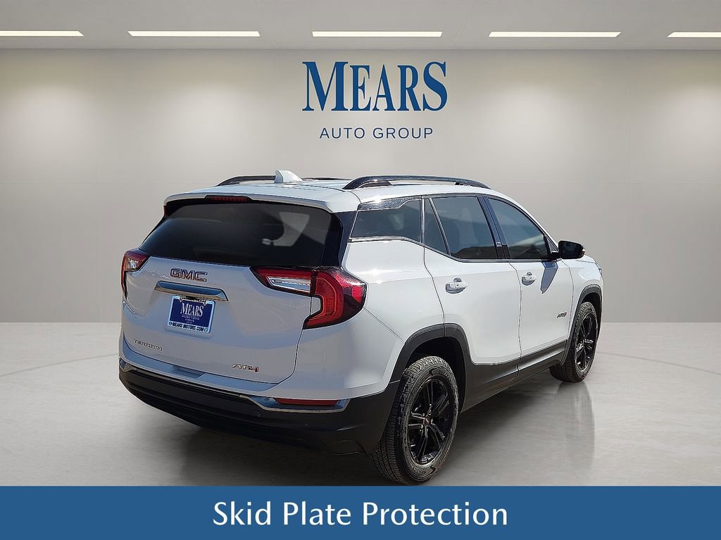 Used 2023 GMC Terrain AT4 image 6