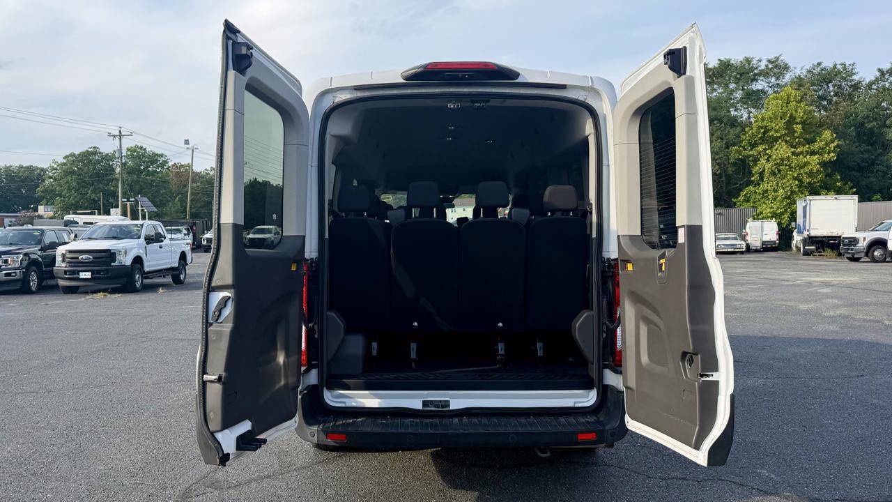 Used 2024 Ford Transit 350 XLT RWD image 9