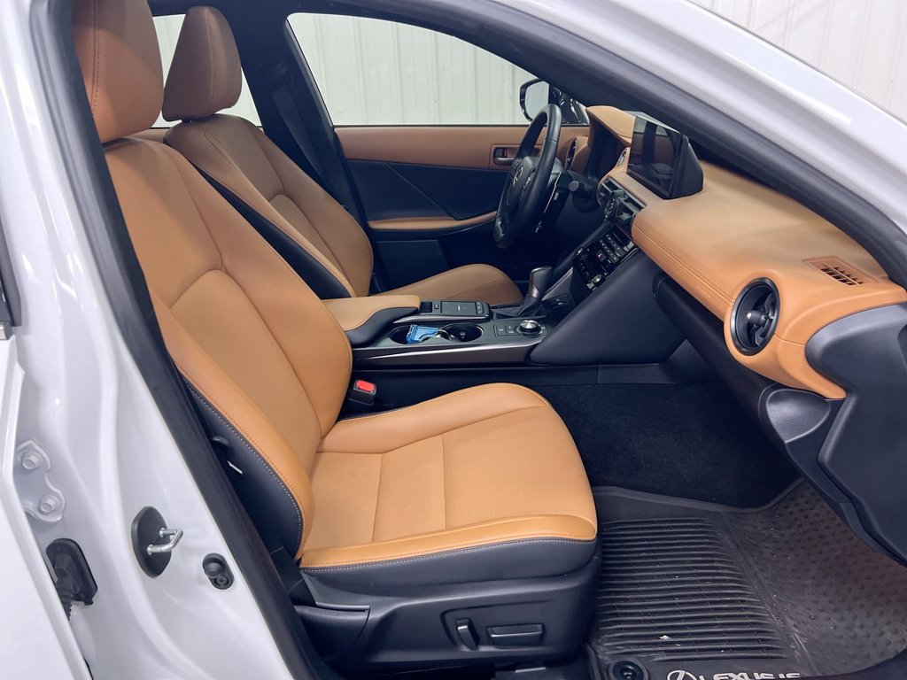 Used 2025 Lexus IS 350 F Sport w/ Navigation Package AWD/4WD image 23