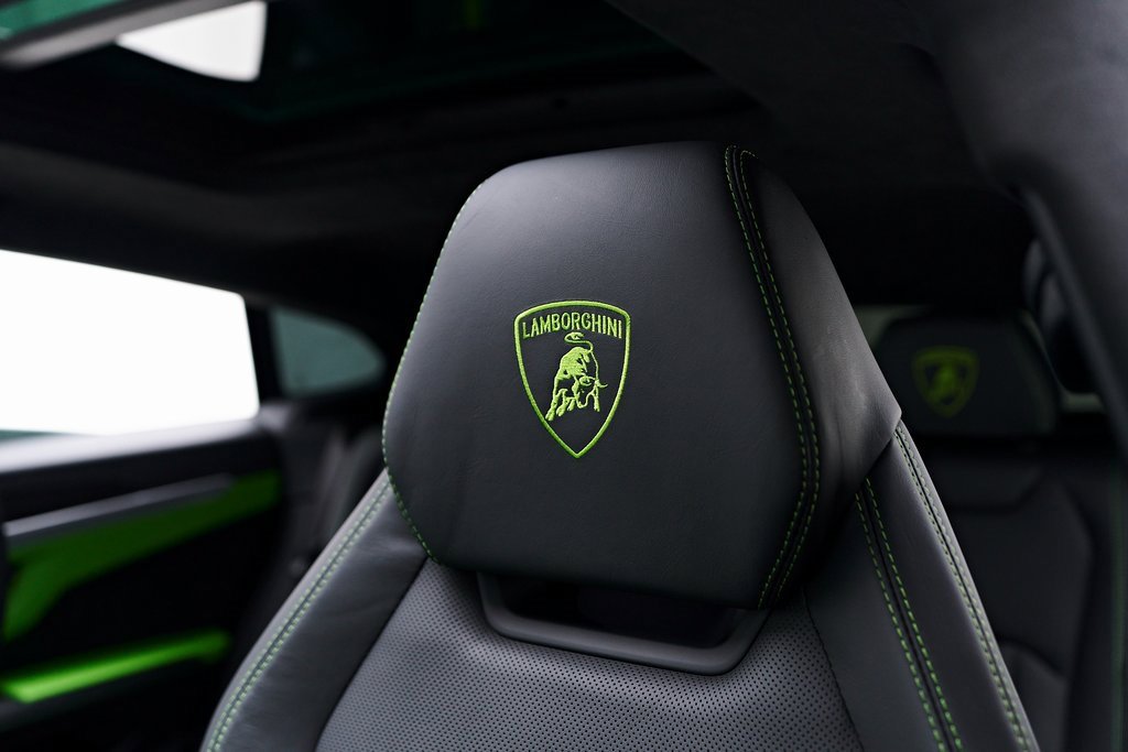 Used 2022 Lamborghini Urus image 55