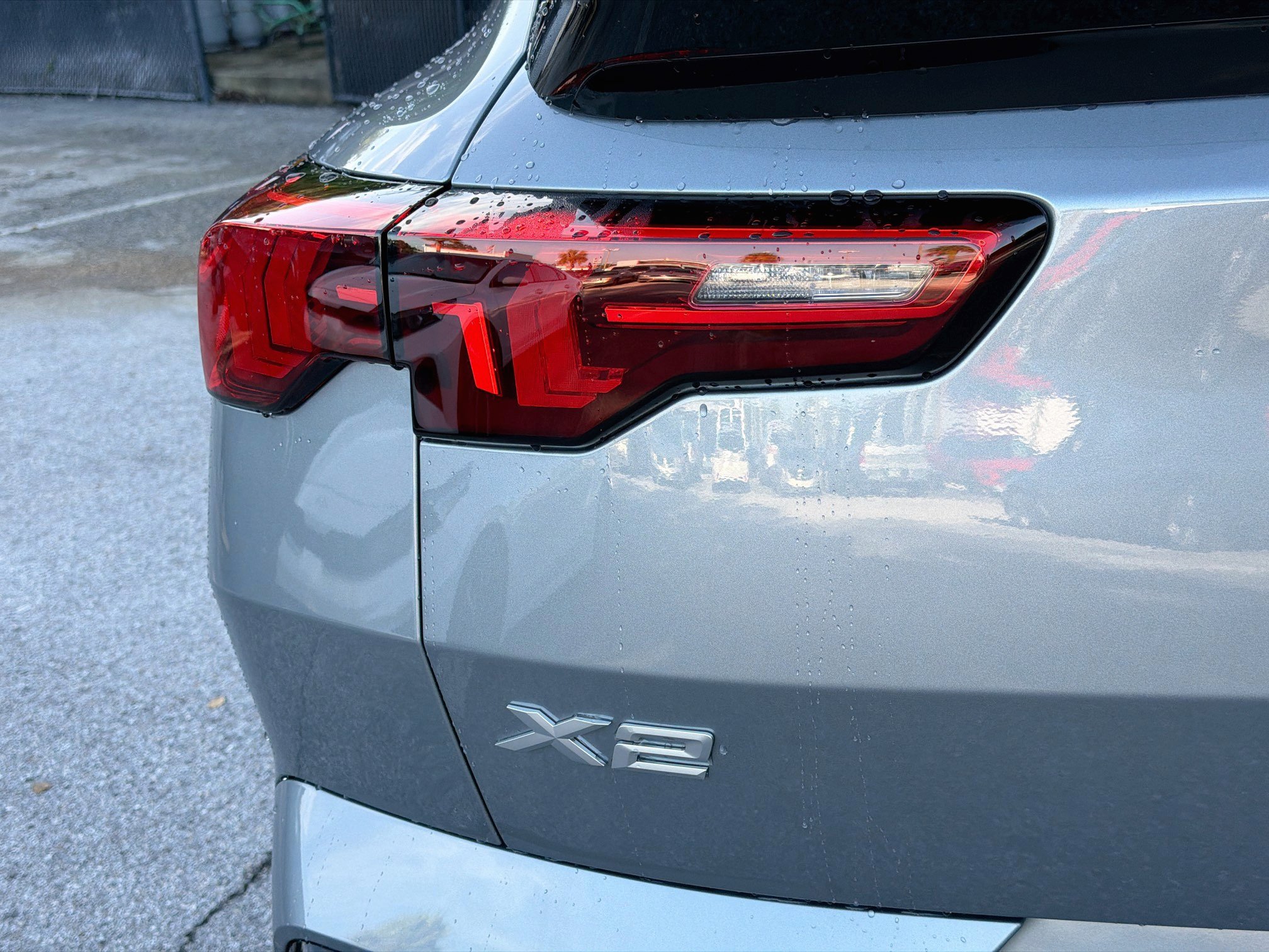 New 2026 BMW X2 xDrive28i w/ Technology Package AWD/4WD image 10