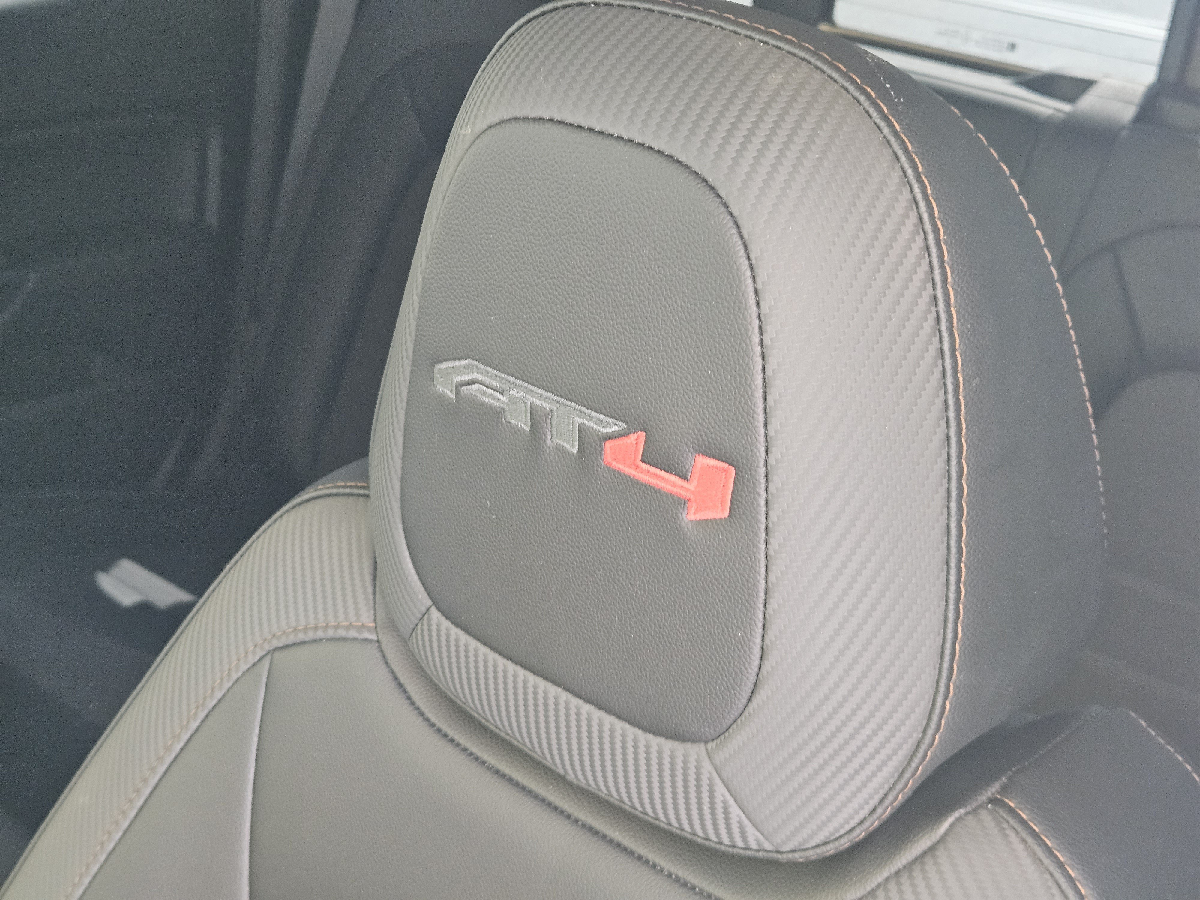 Used 2022 GMC Canyon AT4 AWD/4WD image 13