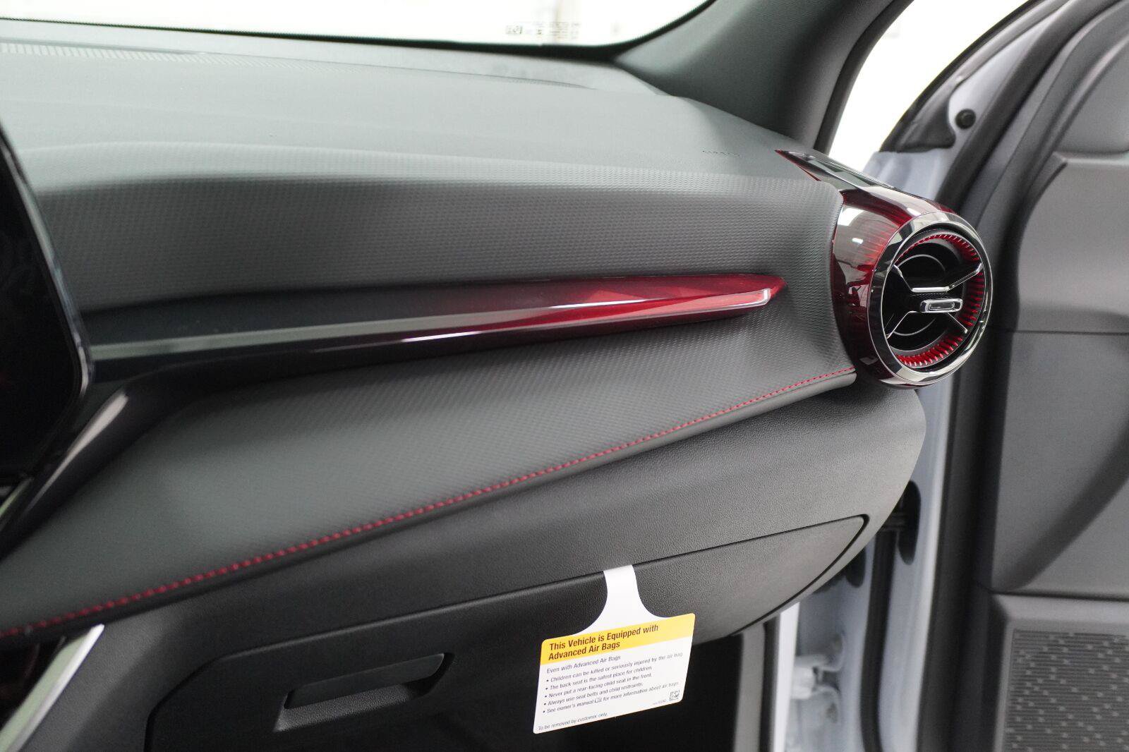 New 2027 Chevrolet Equinox RS FWD image 18