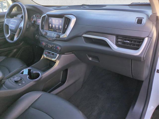 Used 2024 GMC Terrain SLT image 22