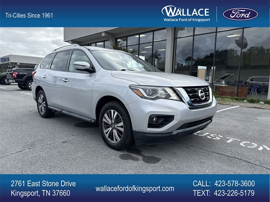 Used 2020 Nissan Pathfinder SV