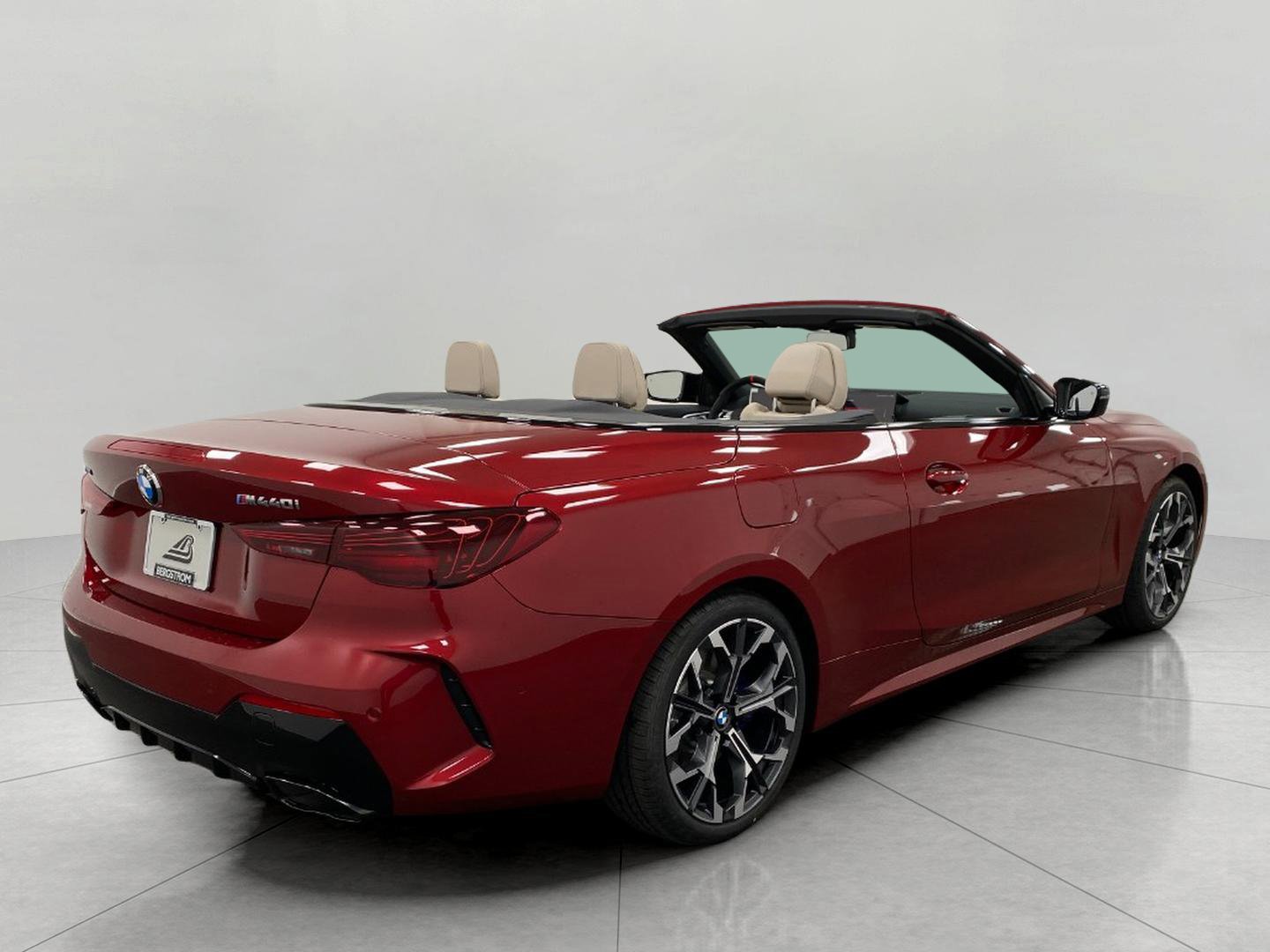 New 2026 BMW 440i xDrive Convertible image 4