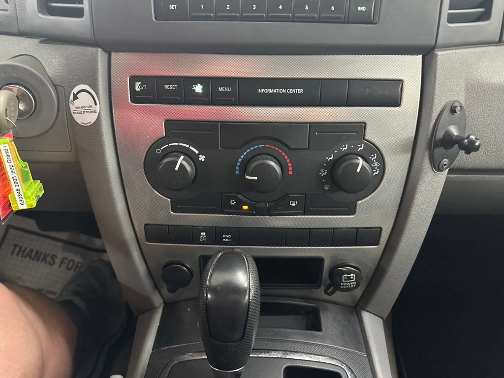 Used 2005 Jeep Grand Cherokee Laredo AWD/4WD image 44