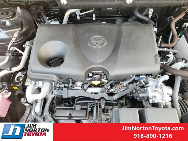 Used 2025 Toyota RAV4 XLE FWD image 30